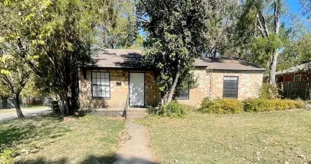 7428 Gaston Avenue, Fort Worth