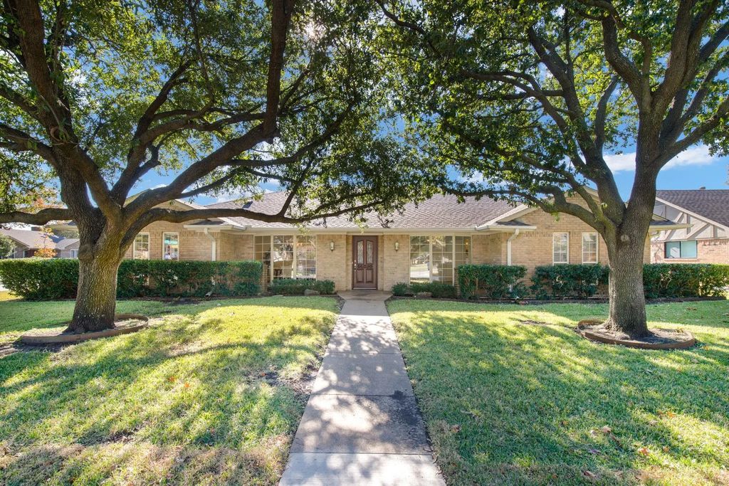 1430 N Trail Drive, Carrollton