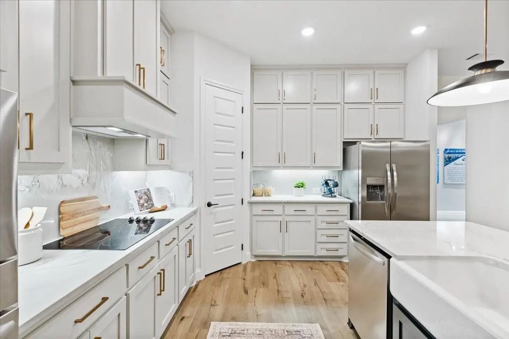 1210 Terrain Lane, Midlothian