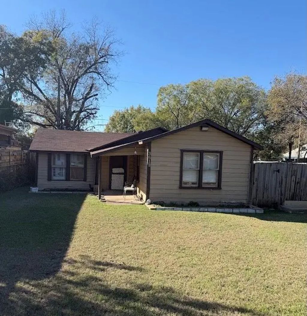 3613 N Elm Street, Fort Worth
