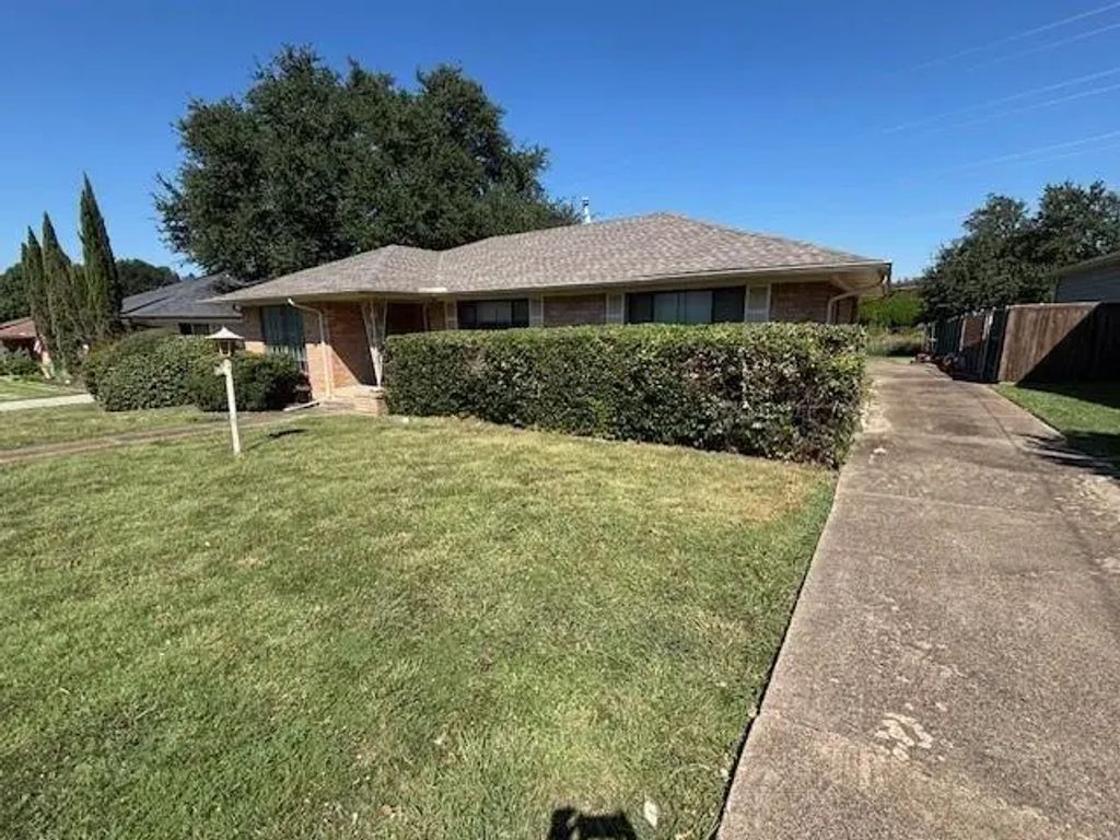 3641 Townsend Drive, Dallas