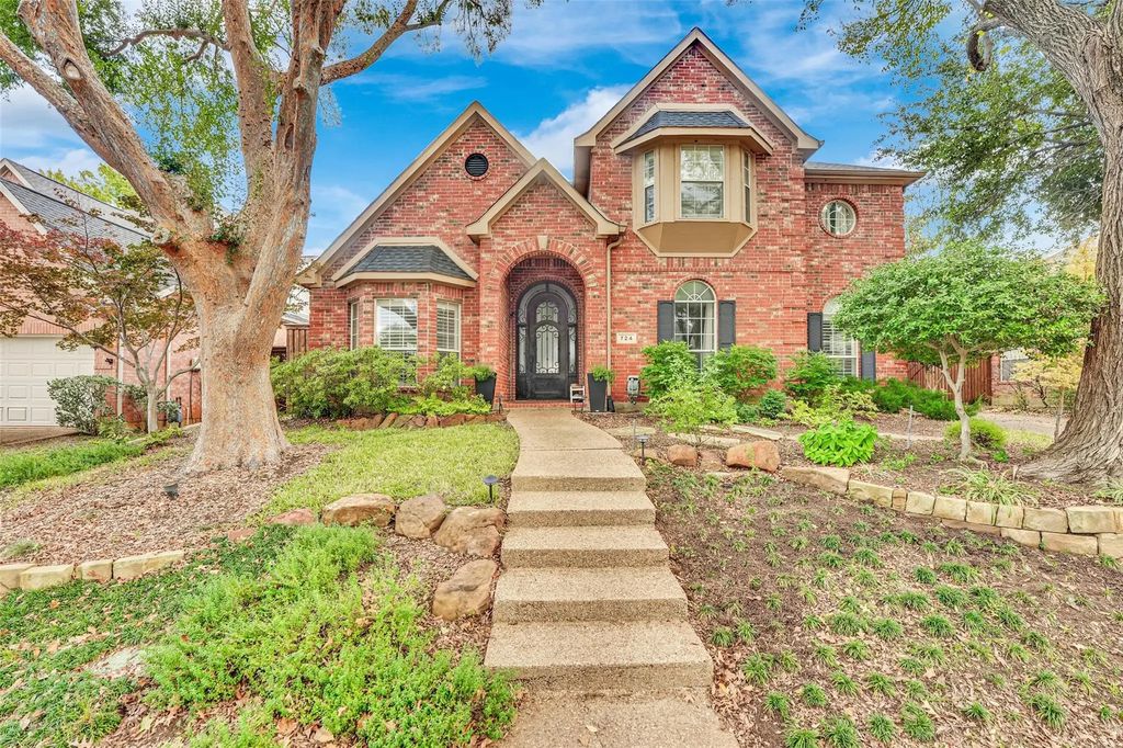 724 Canongate Drive, Flower Mound