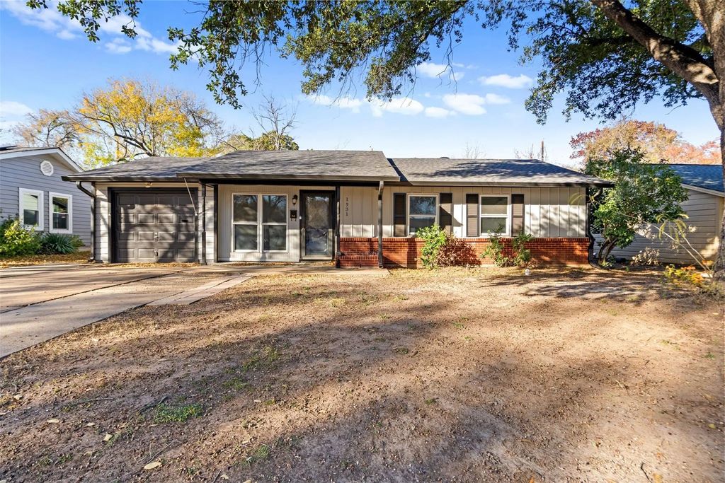 1931 Dennis Street, Irving