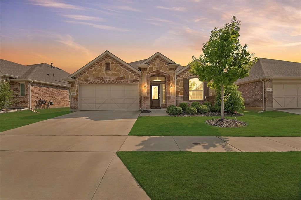 6114 Sutton Fields Trail, Celina