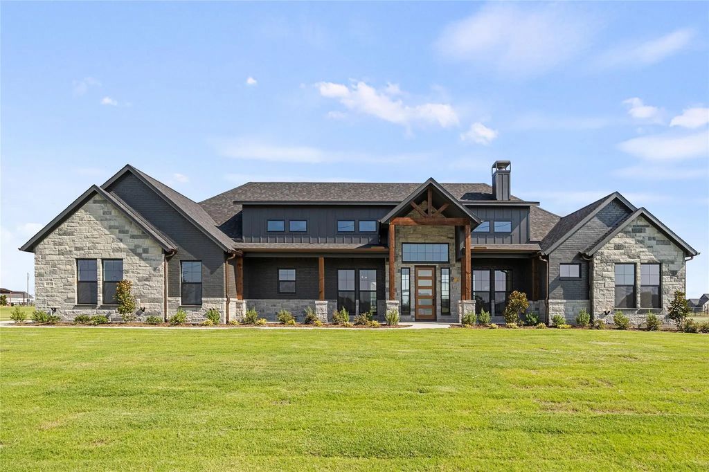 4820 Sasha Way, Caddo Mills