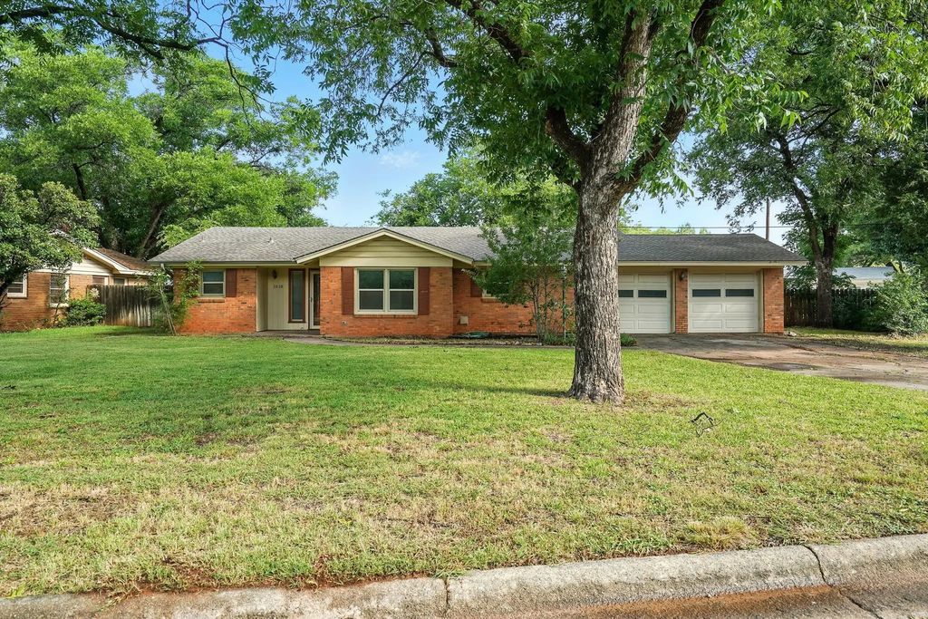1618 Wychwood Drive, Abilene