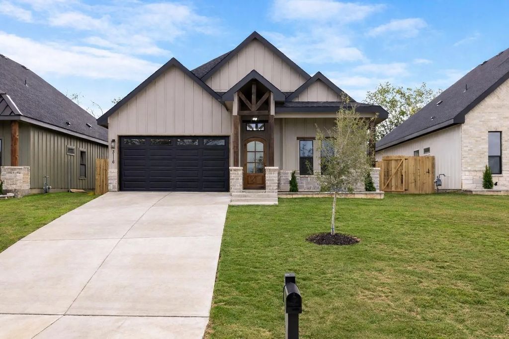 3116 N Pecan Street, Fort Worth