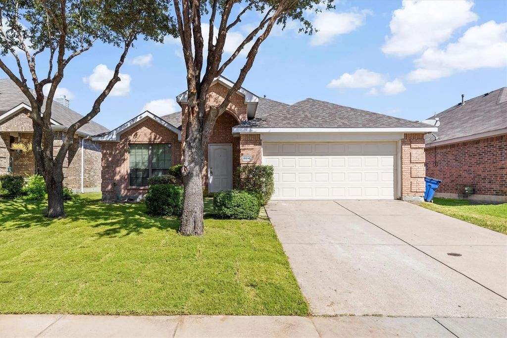9516 Falcons Fire Drive, McKinney