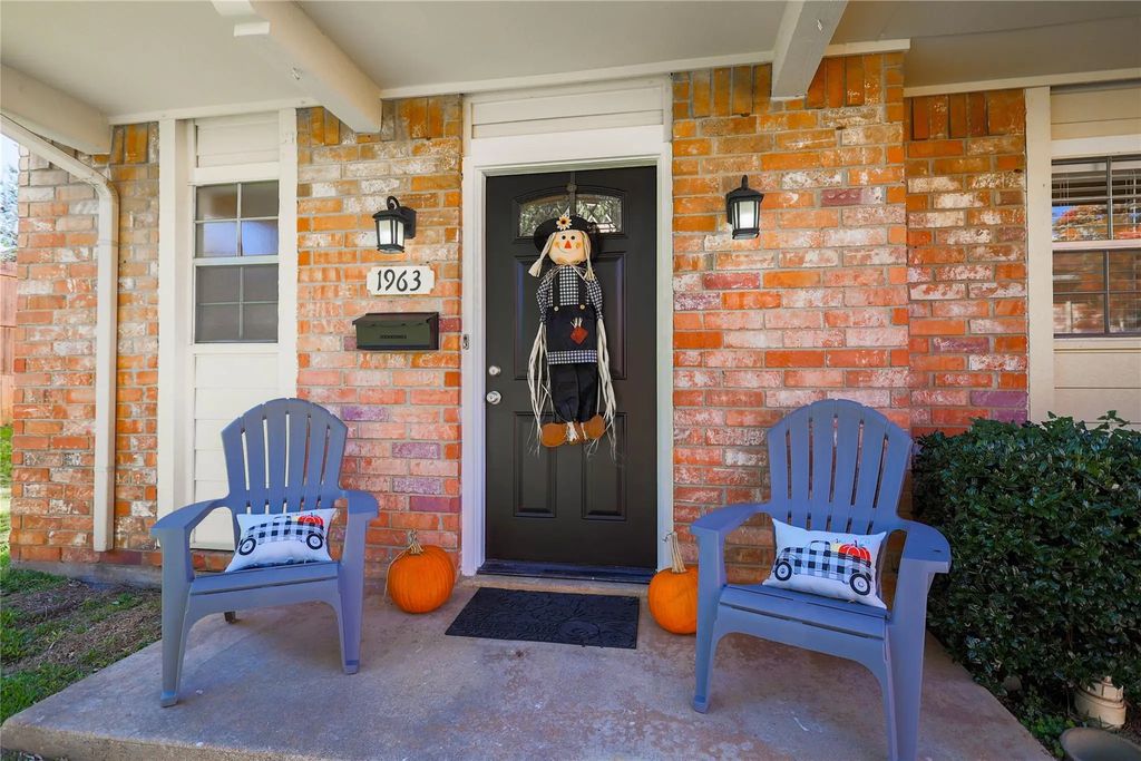 1963 Shorewood Drive, Grapevine