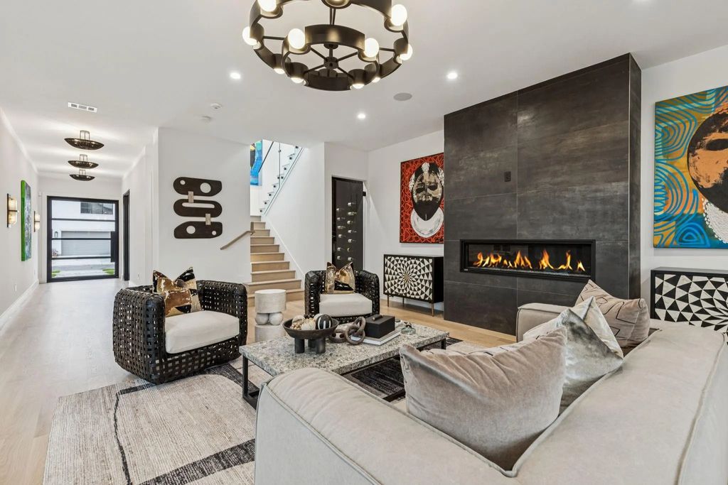 7707 Robin Road, Dallas