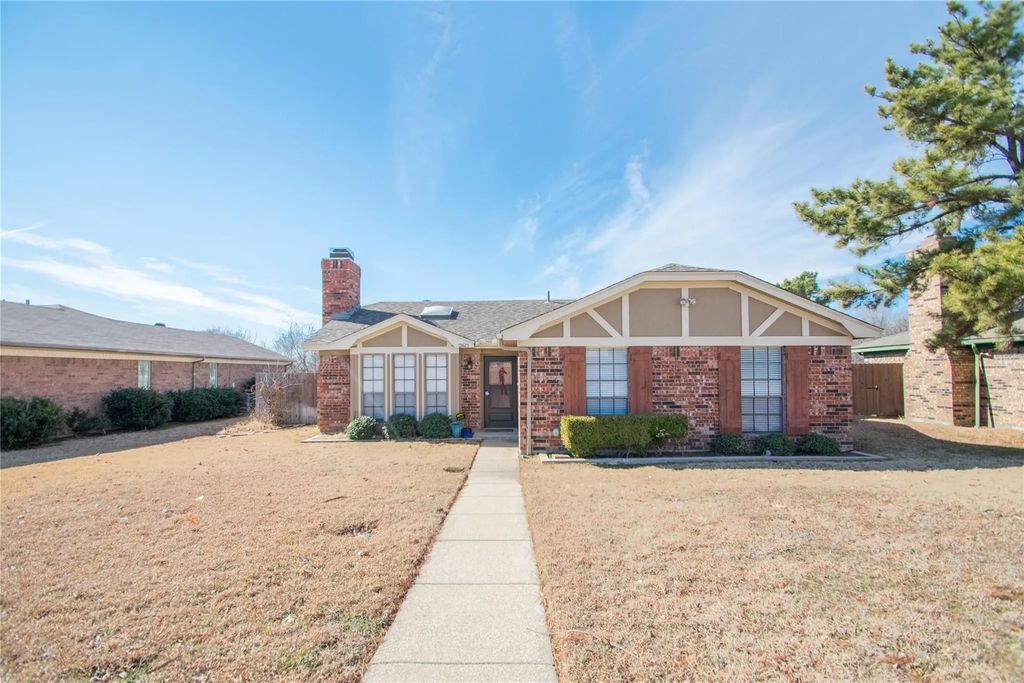 2611 Brandywyne Drive, Carrollton