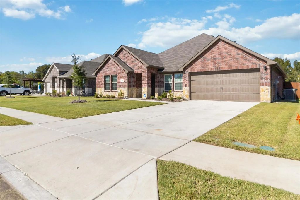 103 Mapleoak Drive, Caddo Mills
