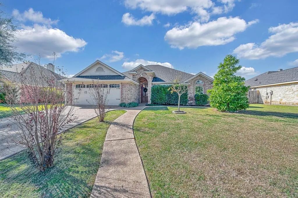 10516 T Bury, Waco