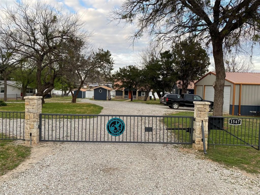 1547 Hummingbird Lane, Possum Kingdom Lake