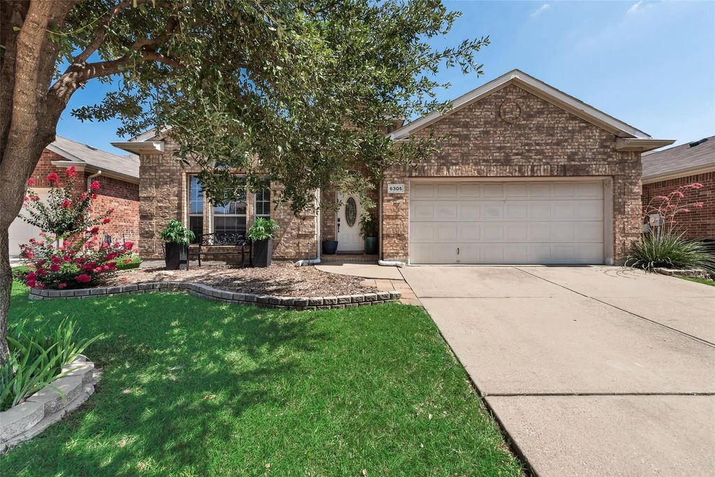 6305 Melanie Drive, Fort Worth