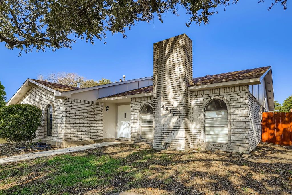 4817 Crawford Drive, The Colony