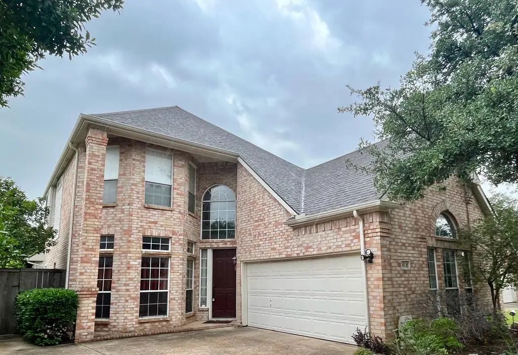 418 Old York Road, Irving