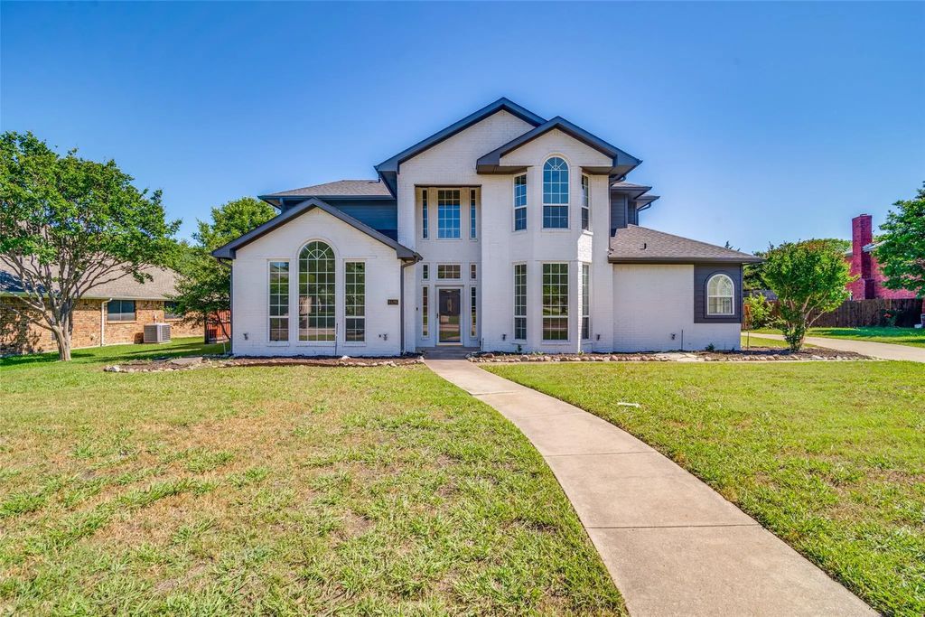 1526 Bonanza Court, Sachse