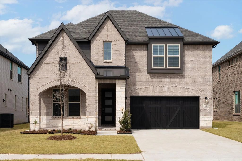 1728 Canals Drive, Little Elm