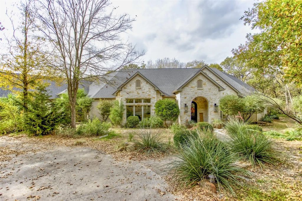 122 Forest Creek Circle, Weatherford