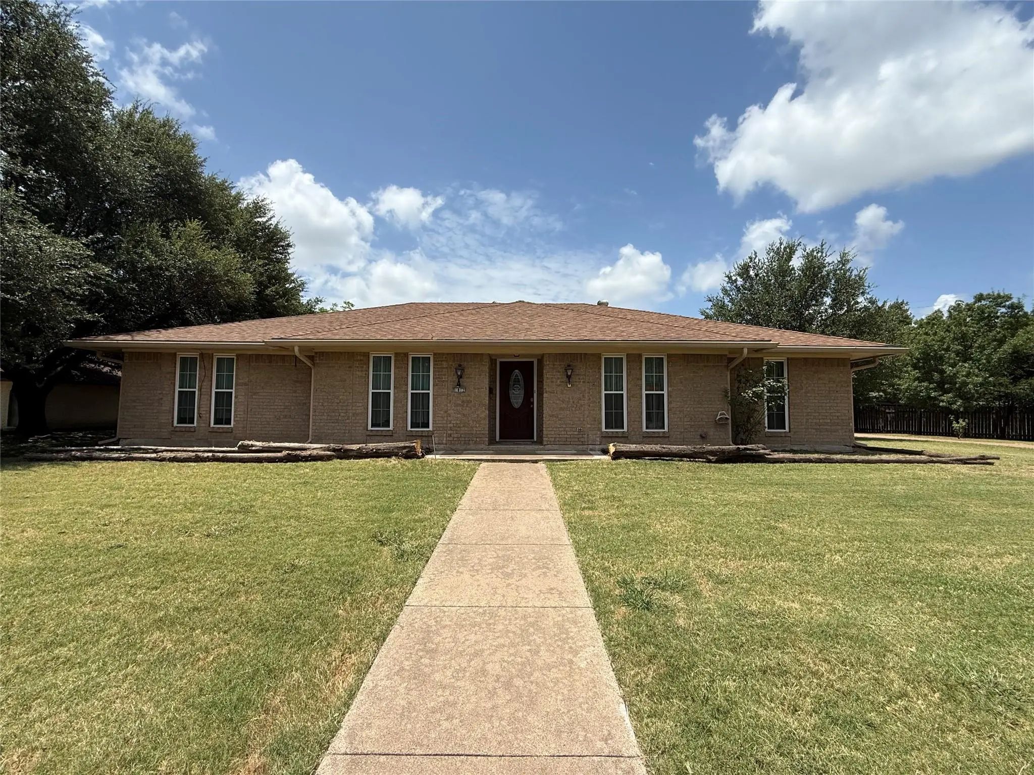 Photo of Listing #21123287