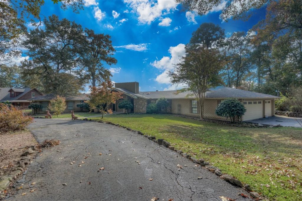 176 Madonna Drive, Benton