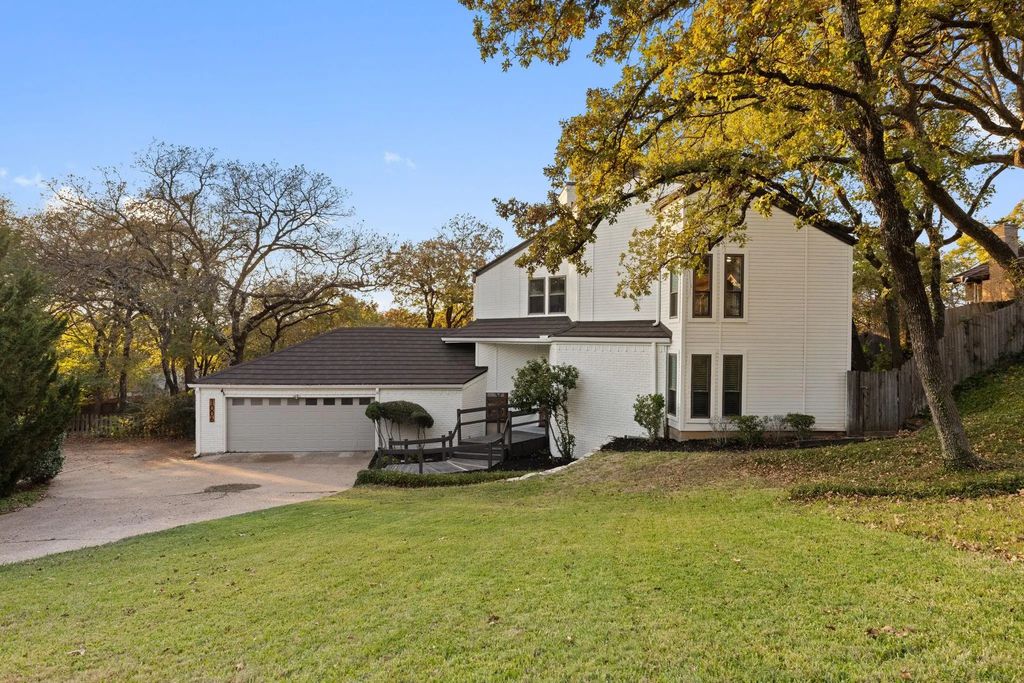 1006 Portofino Drive, Arlington