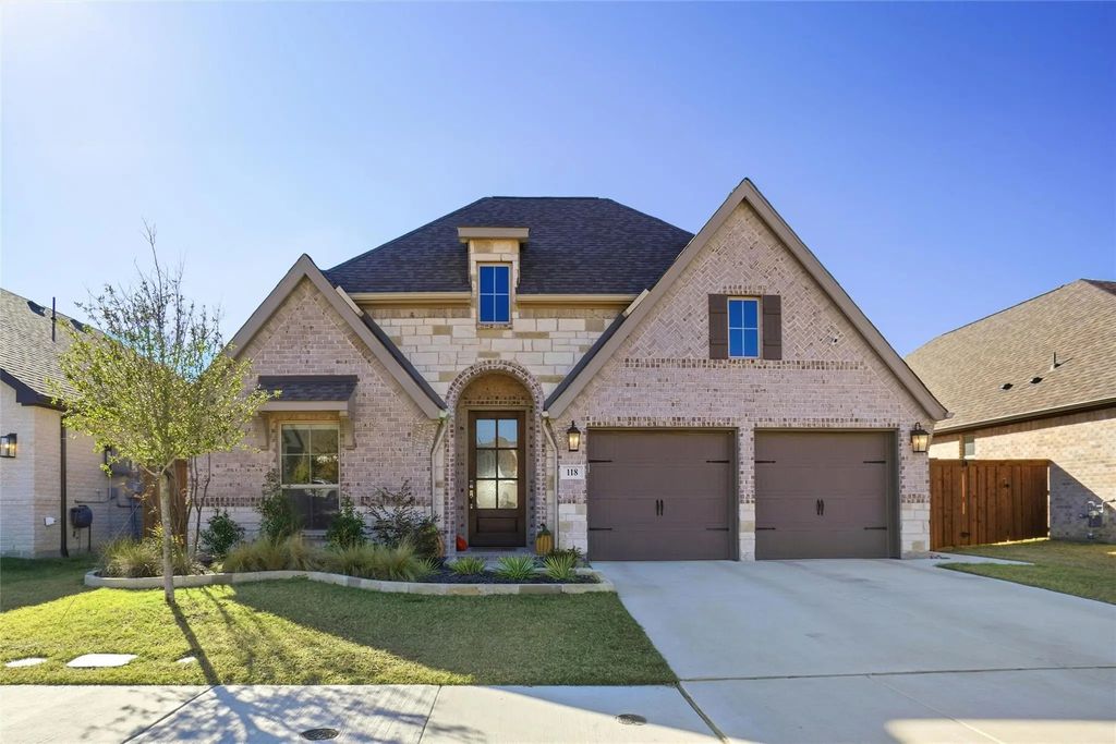 118 Alamito Road, Rhome