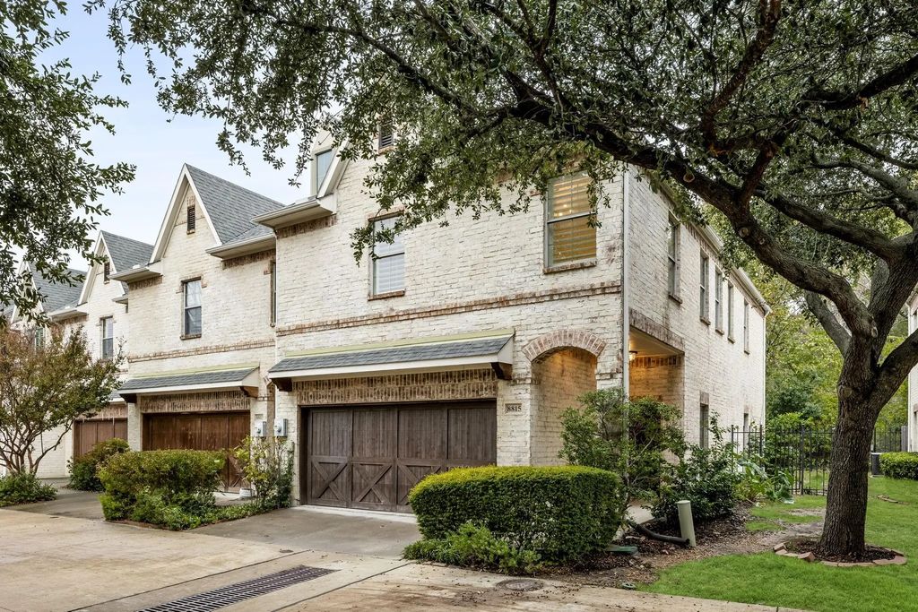 8815 Tudor Place, Dallas