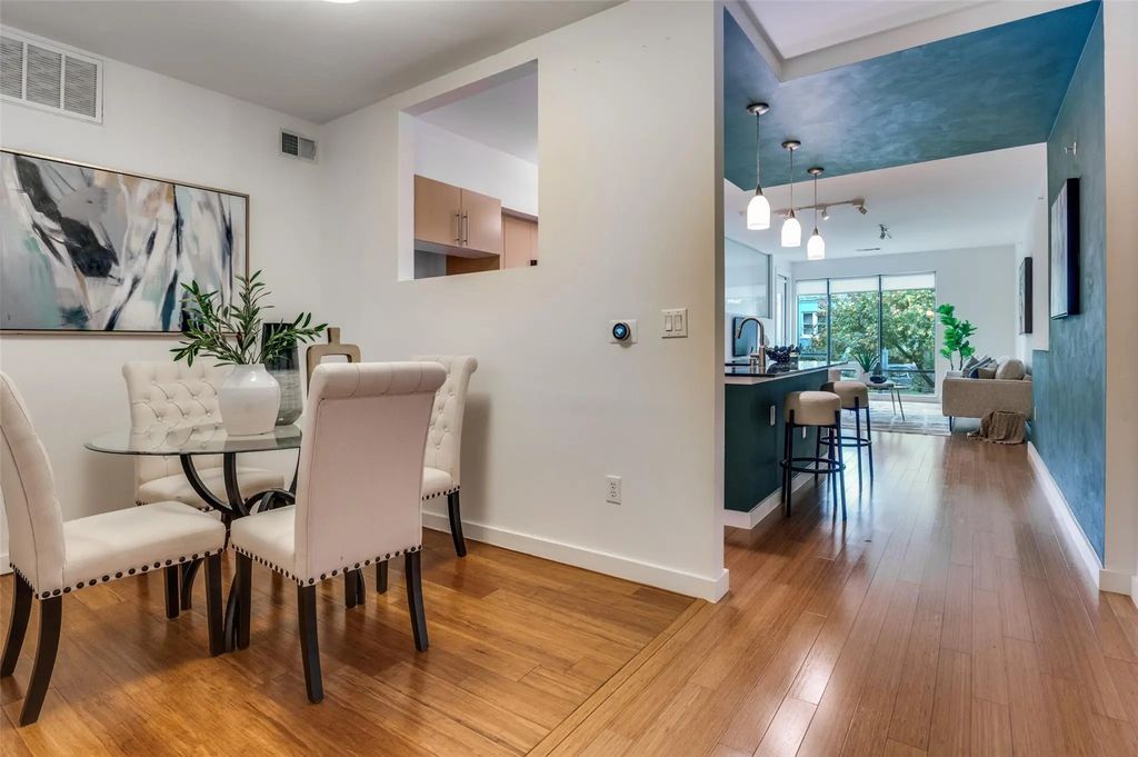 4040 N Hall Street 105, Dallas