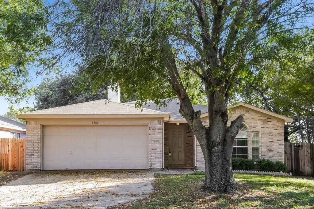 6366 Twilight Circle, Fort Worth