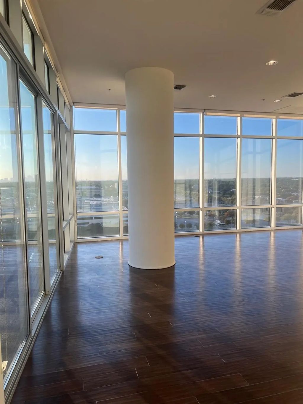 8066 Park Lane 805, Dallas