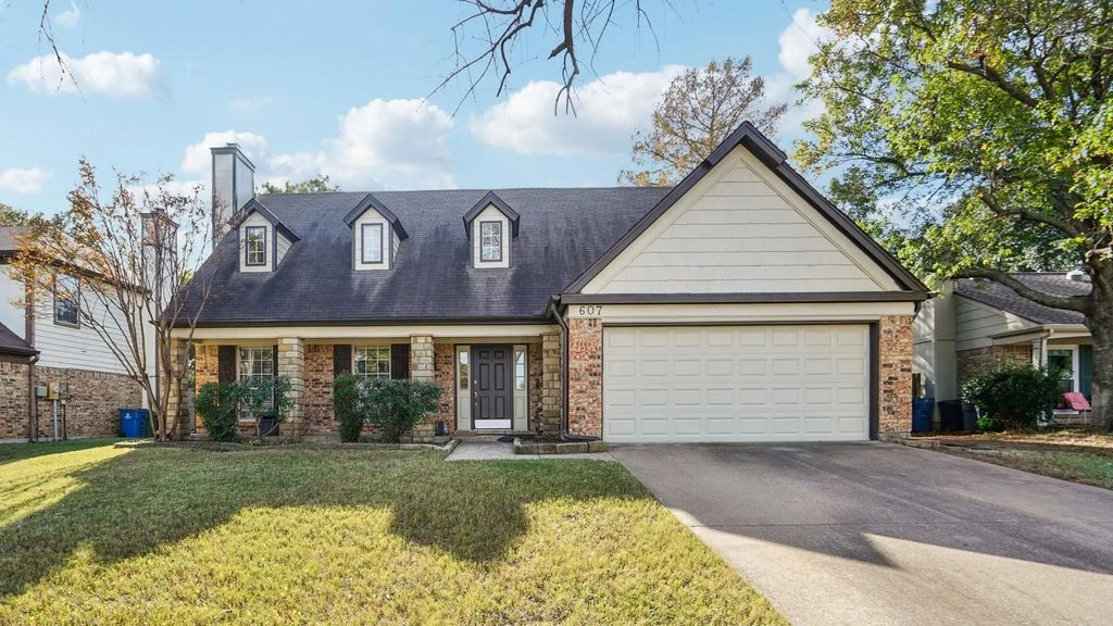 607 Ashcroft Drive, Grapevine