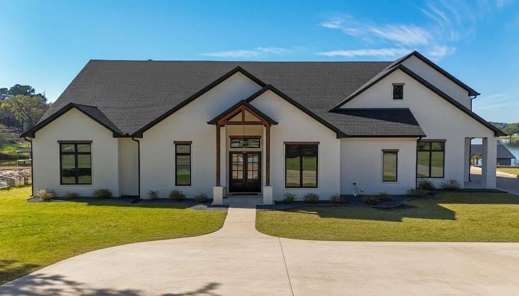 22240 Mallards Cove Court, Bullard
