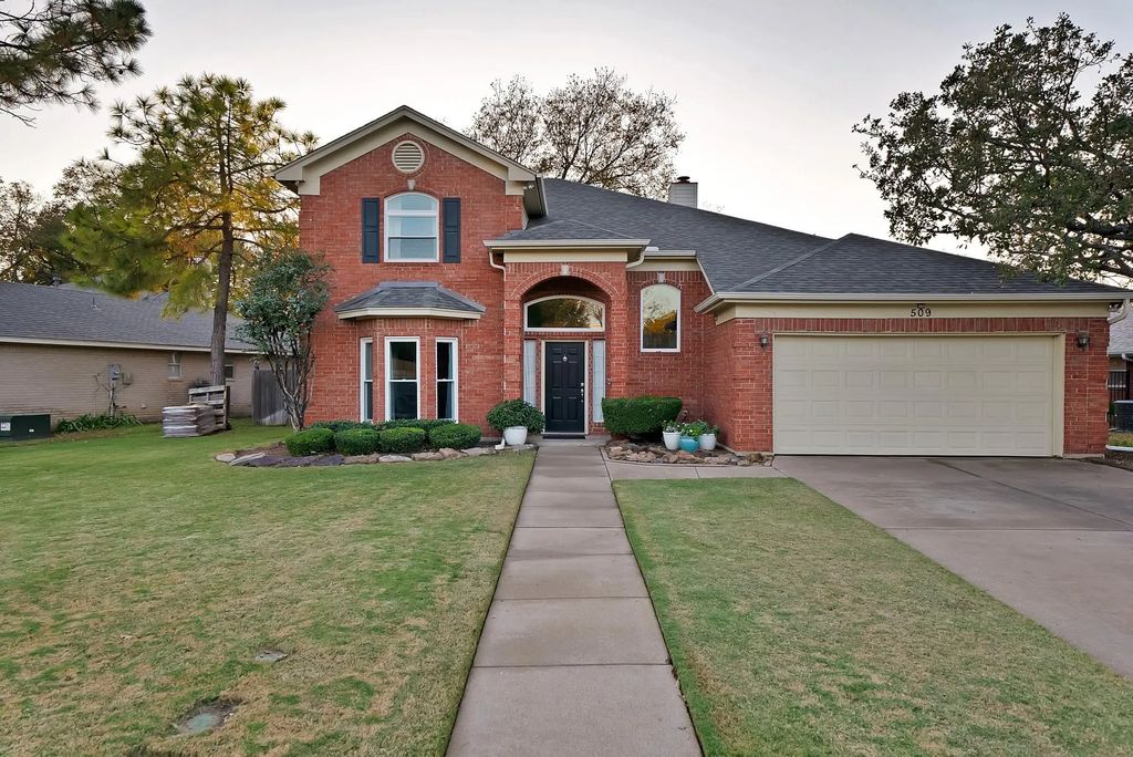 509 Coker Valley Drive, Kennedale
