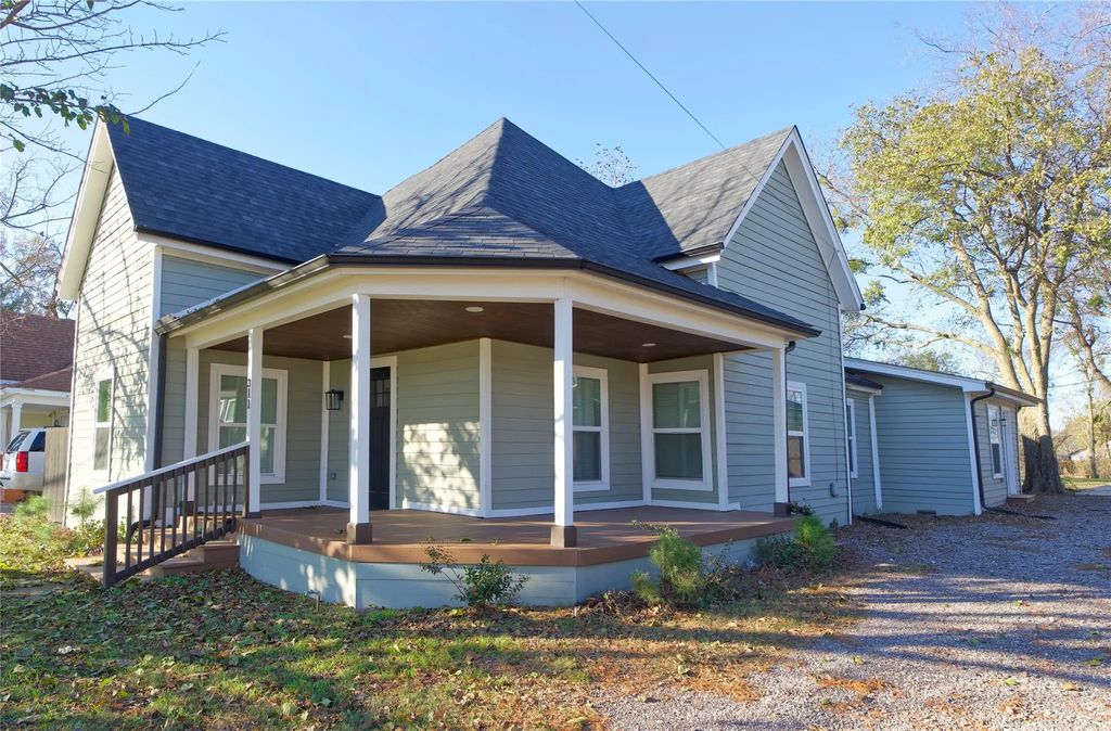 311 W Main Street, Whitesboro