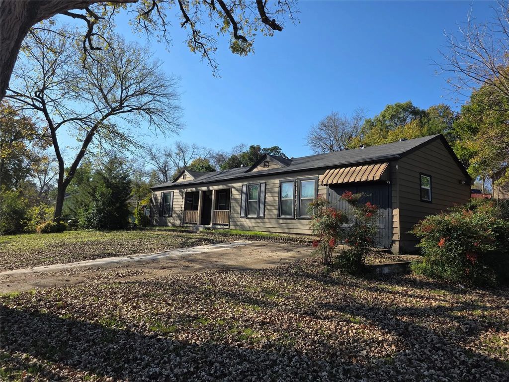 3449 Oak Creek Circle, Dallas