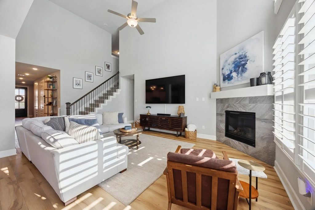 4125 Silver Spur Court, Aubrey