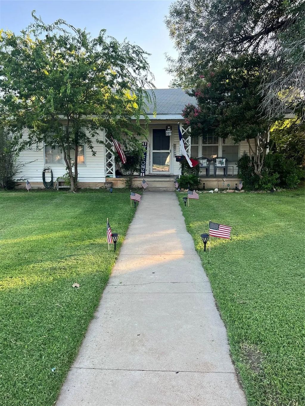 2113 4th Street, Brownwood