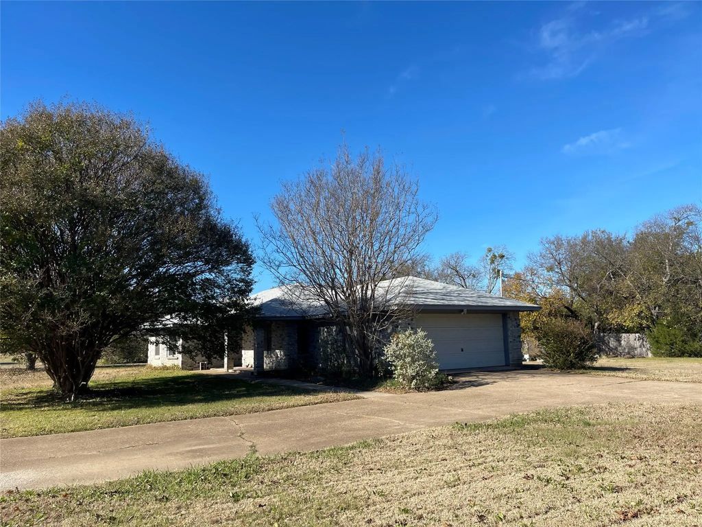 254 Spring Brook Drive, Mansfield