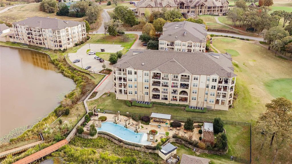 3367 Cascades Boulevard 125, Tyler