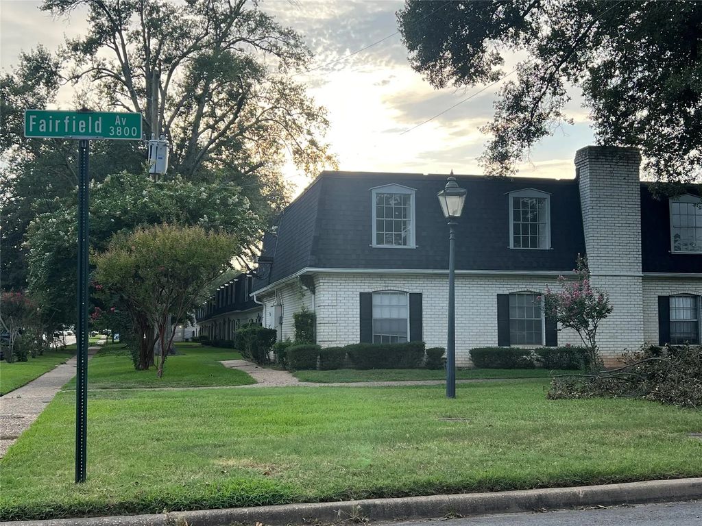 3730 Fairfield Avenue 129, Shreveport