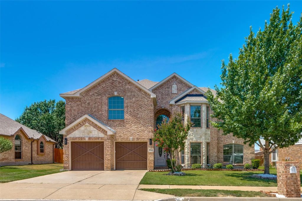 7241 Tahoe Springs Drive, Fort Worth