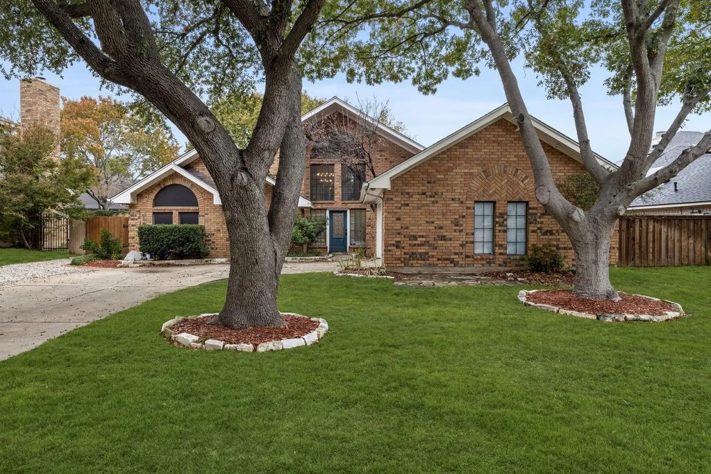3318 Sprindeltree Drive, Grapevine