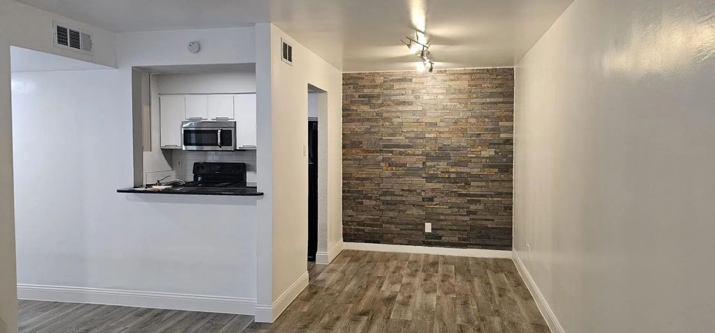 4845 Cedar Springs Road 167, Dallas