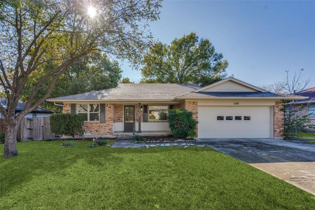 308 Allenwood Drive, Allen