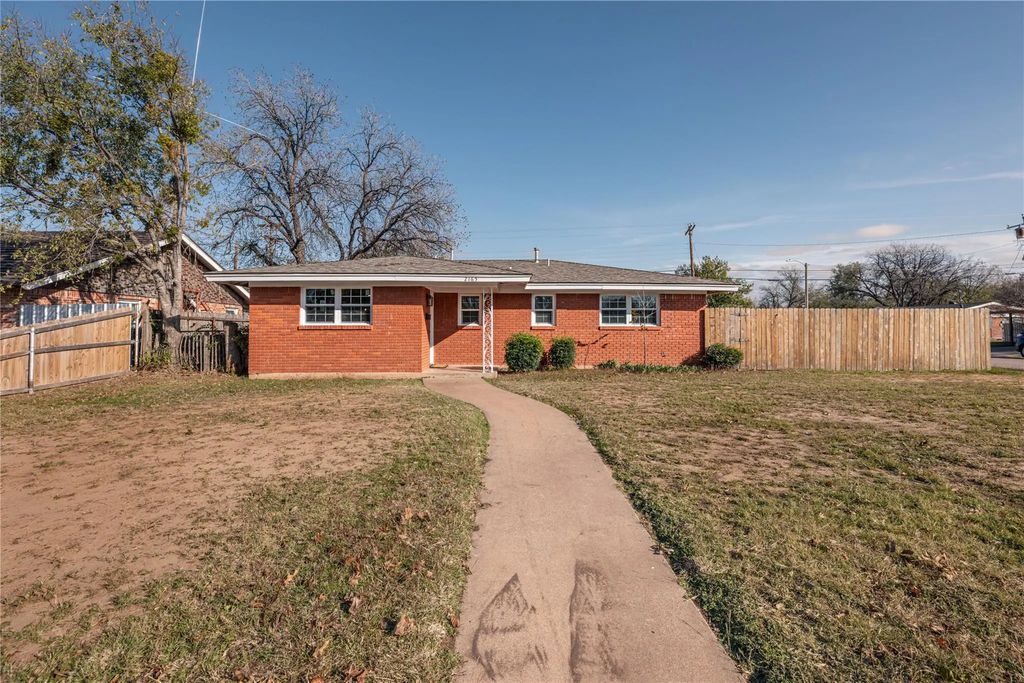 2165 S Willis Street, Abilene