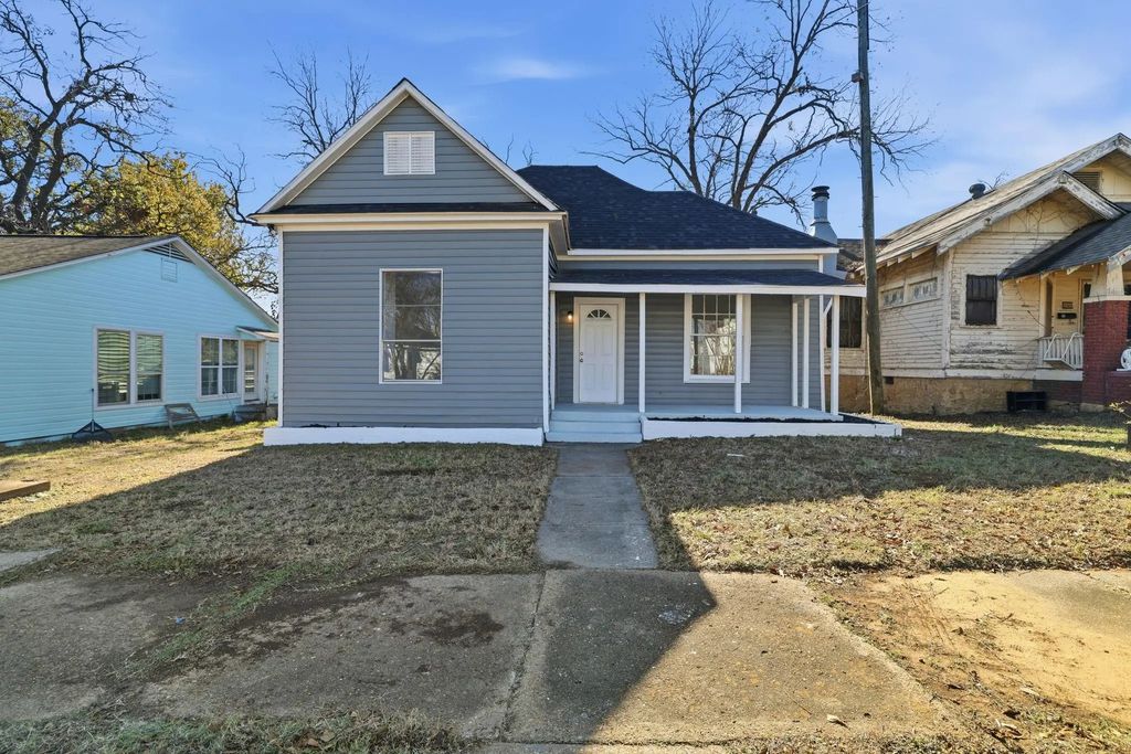 604 E Morton Street, Denison