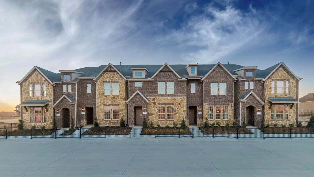 2216 Lasso Court, Mesquite