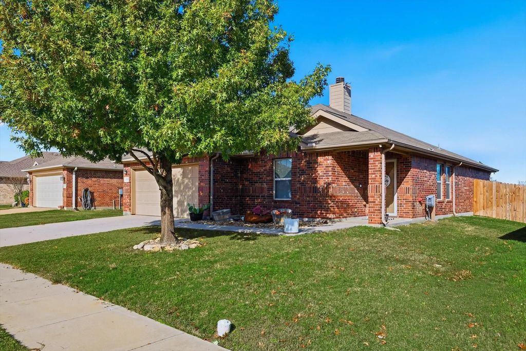 12321 Shine Avenue, Rhome